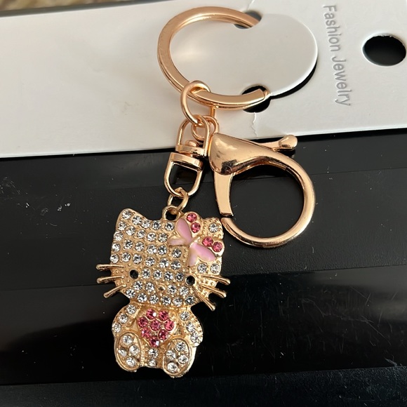 NIP- 3” Iconic Sparkling Hello Kitty Keychain with Lobster Clasp - Picture 3 of 10